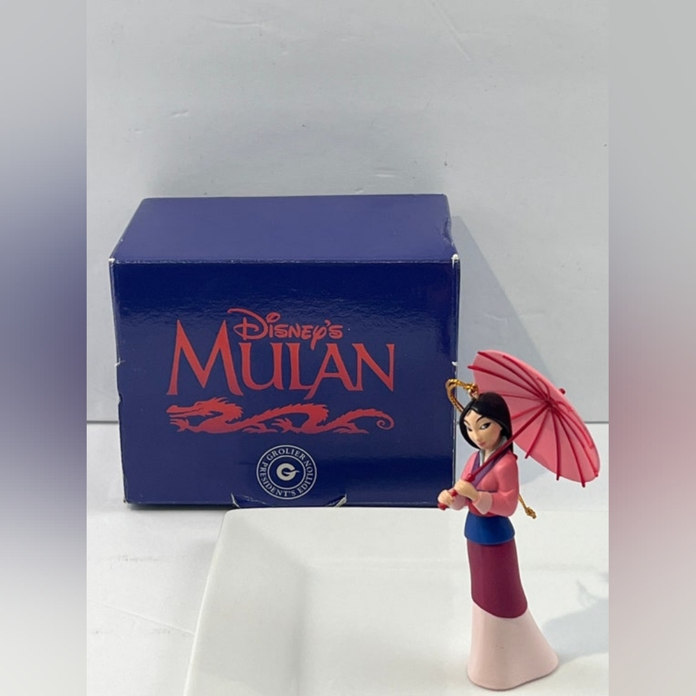 Disney Christmas Ornament Mulan W/box Grolier President's Edition